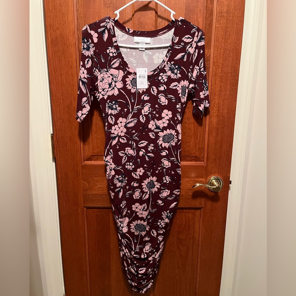 NWT Motherhood Maternity Floral Dress